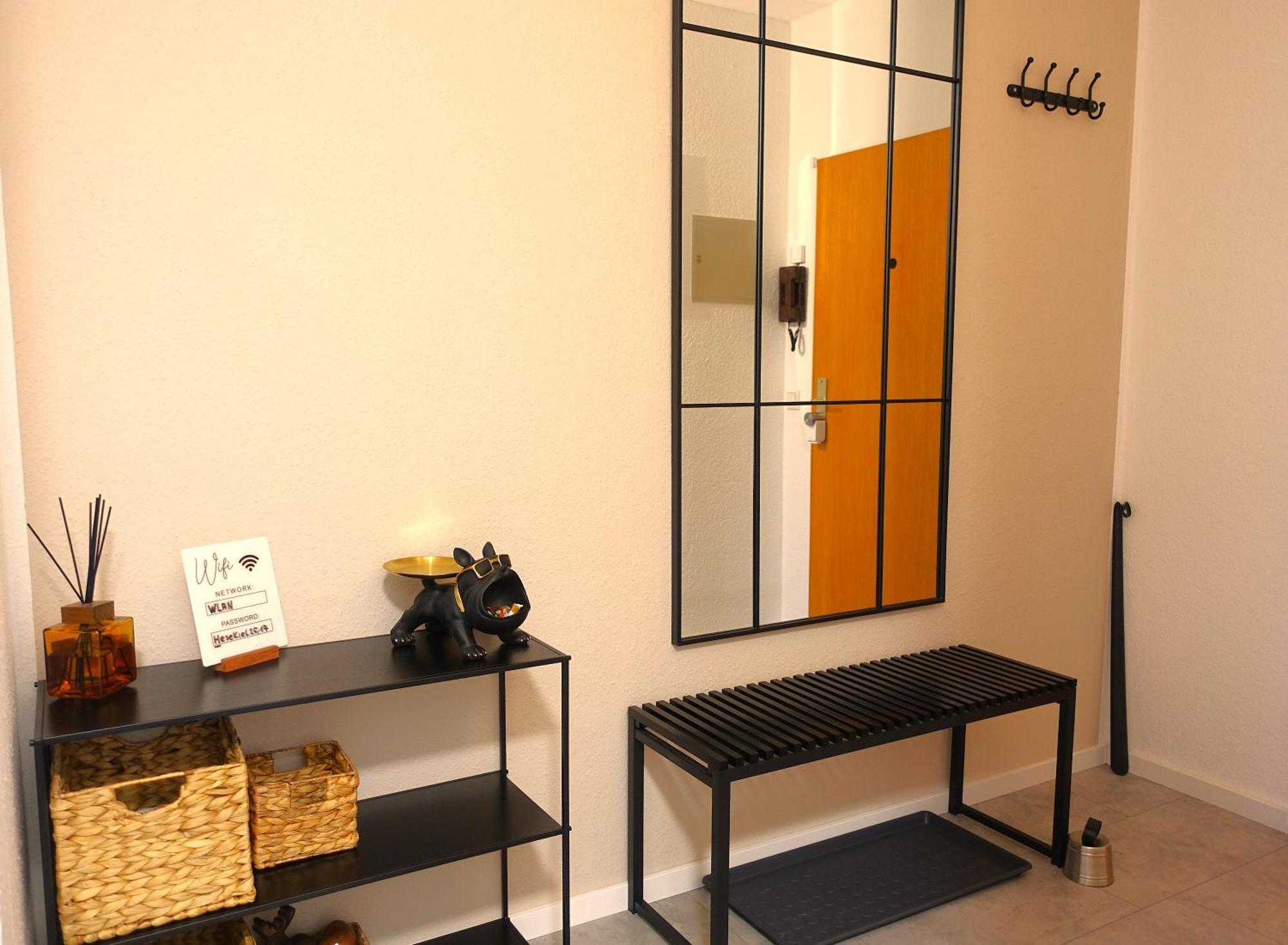 Getaway Apartment - Balkon - Kueche - Ruhe - Waesche - S-Bahn - 60 Qm Duisburg Dış mekan fotoğraf